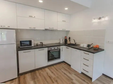 Sale, apartment, 140m², Kamenovo, Budva - image 4