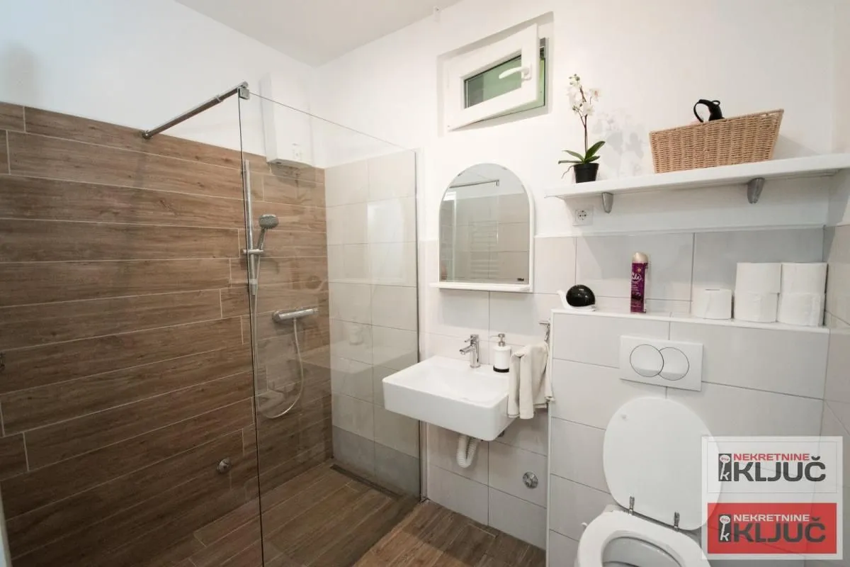 Rent, house, 100m², Petrovaradin, Novi Sad