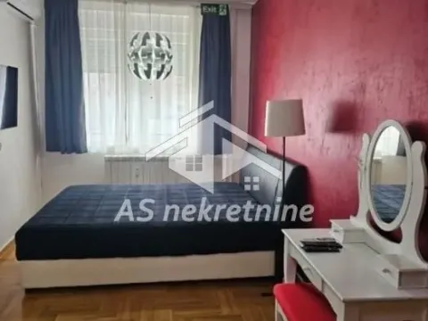 Izdavanje, četvorosoban stan, 96m², Vračar Sve Podlokacije, Beograd - image 13