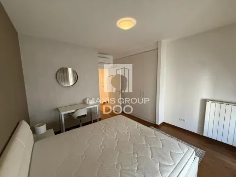 Rent, two bedroom apartment, 56m², Savski Venac, Beograd - image 9