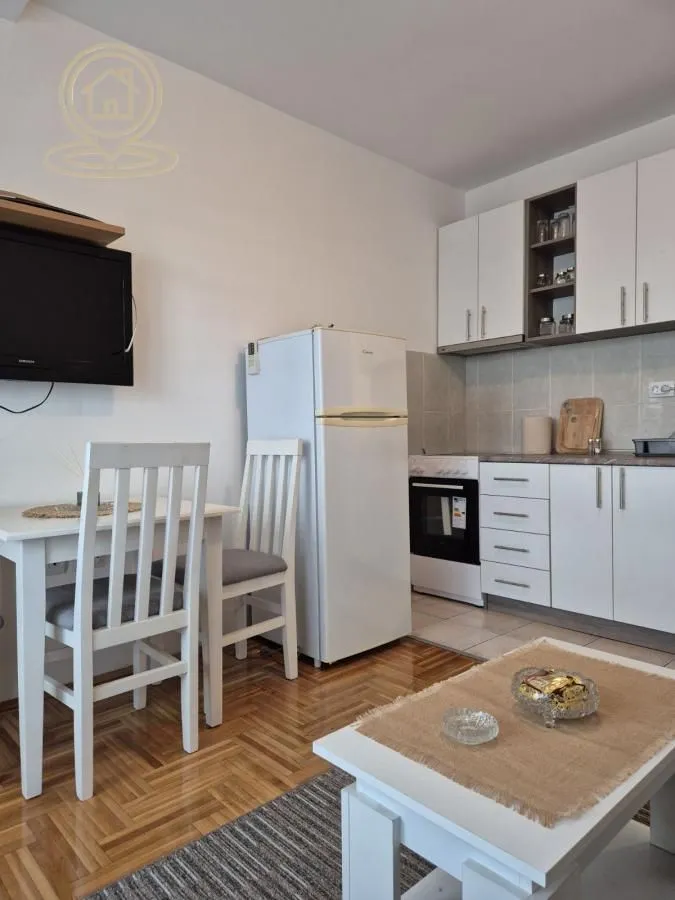 Izdavanje, jednosoban stan, 32m², Telep, Novi Sad Sve Podlokacije