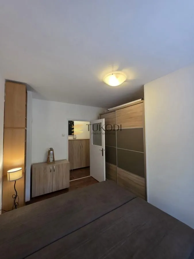 Rent, two bedroom apartment, 46m², Stari Grad, Beograd