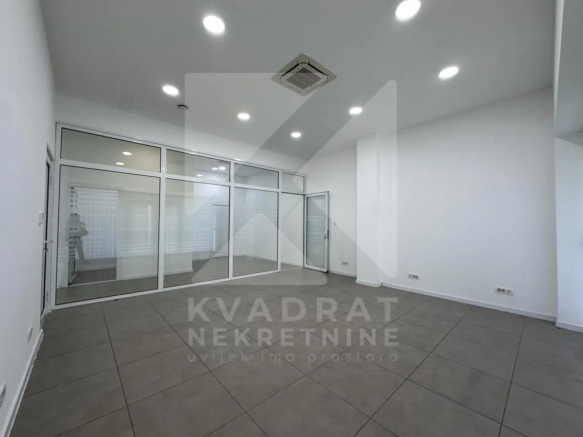 Izdavanje, poslovni prostor, 362m², Ljubović, Podgorica