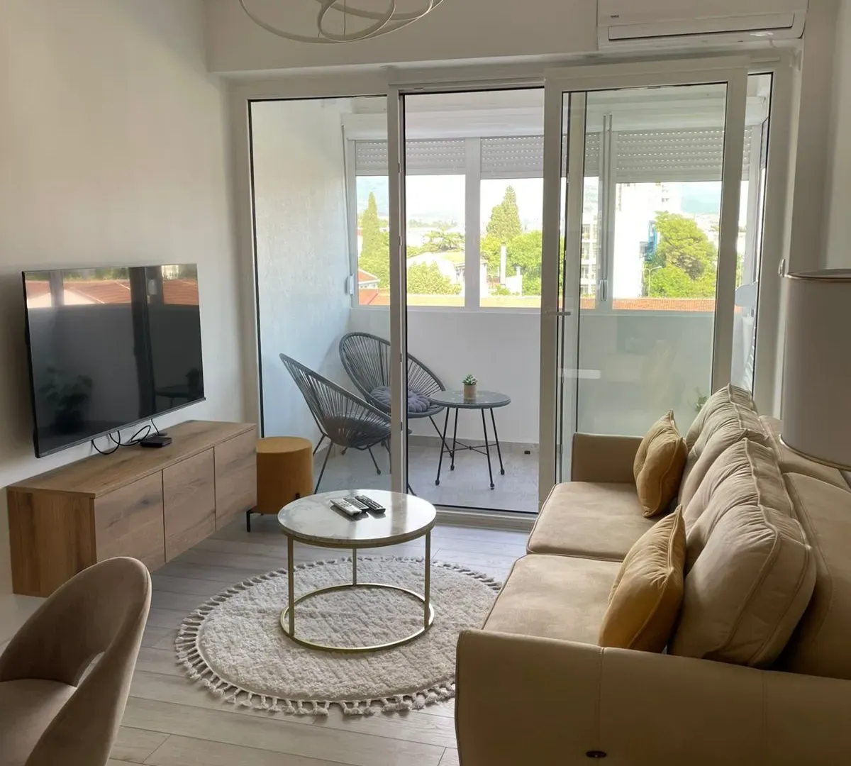 Rent, one bedroom apartment, 50m², Preko Morače, Podgorica
