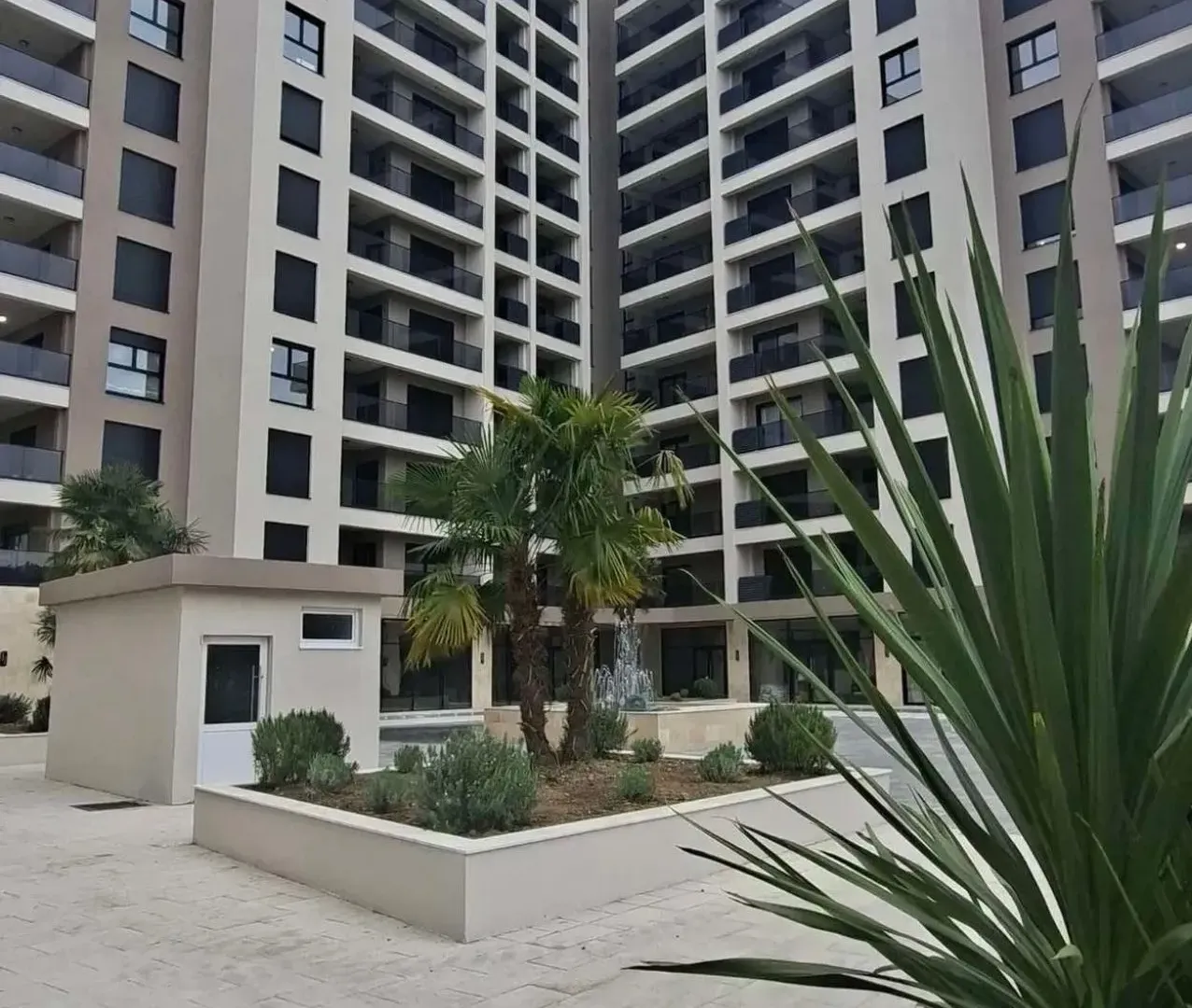 Sale, one bedroom apartment, 62m², Centar, Bar
