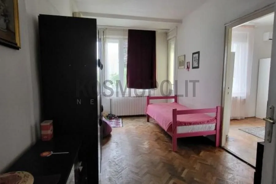 Sale, apartment, 93m², Savski Venac, Beograd