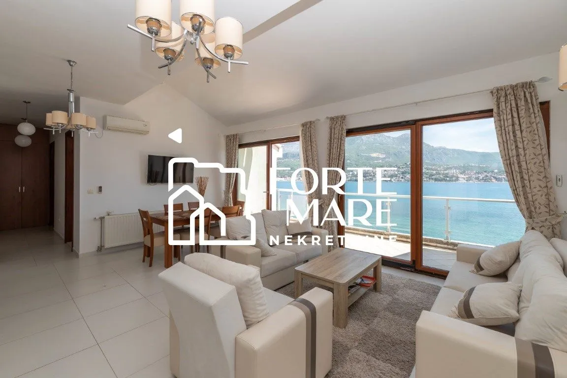Prodaja, trosoban stan, 118m², Njivice, Herceg Novi