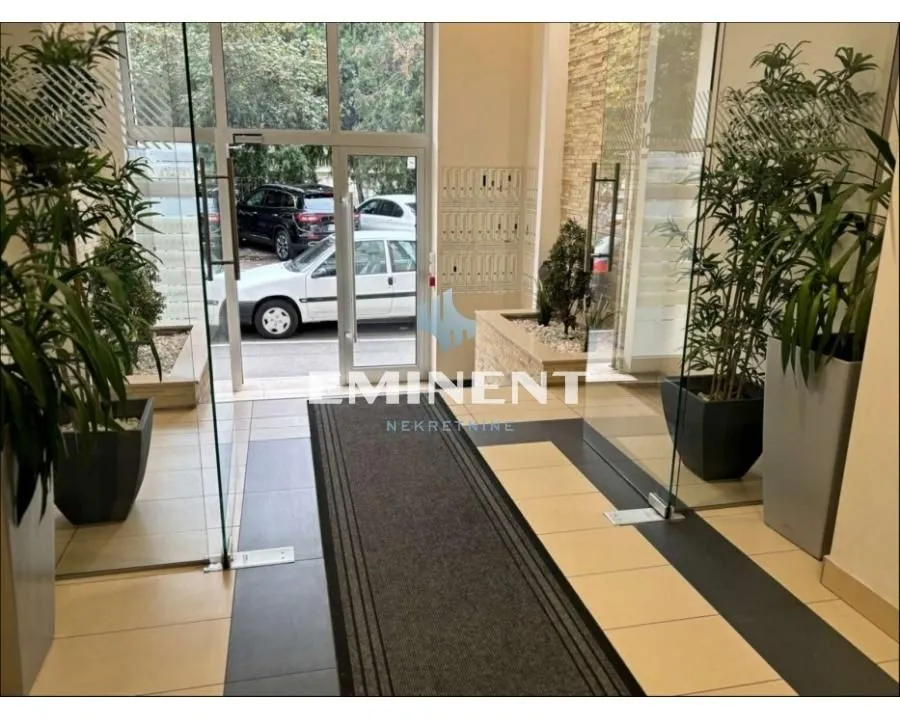 Rent, two bedroom apartment, 40m², Stari Grad, Beograd