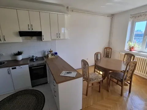 Prodaja, četvorosoban stan, 100m², Centar, Novi Sad - image 4