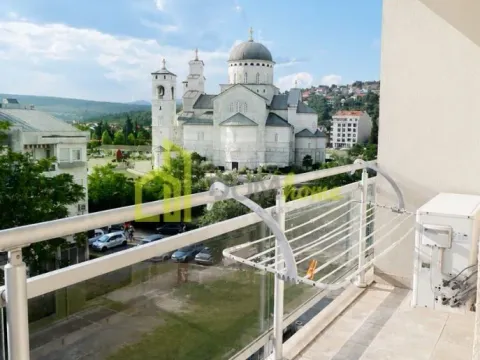 Rent, one bedroom apartment, 49m², Preko Morače, Podgorica - image 10