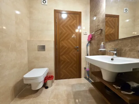Izdavanje, dvosoban stan, 75m², Centar, Podgorica - image 14