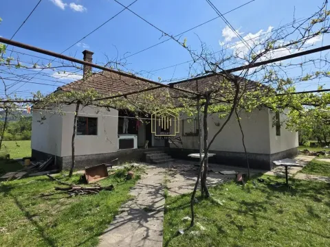 Prodaja, kuća, 145m², Spuž, Danilovgrad - image 1
