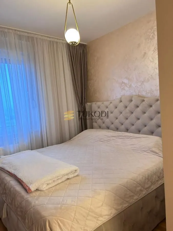 Prodaja, trosoban stan, 58m², Sremska Kamenica, Petrovaradin