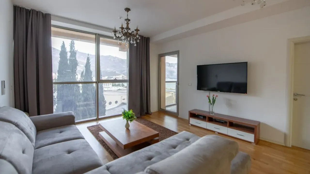 Sale, two bedroom apartment, 93m², Bečići, Budva