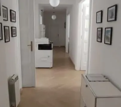 Izdavanje, poslovni prostor, 34m², Stari Grad, Beograd - image 9