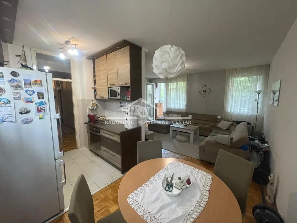 Sale, three bedroom apartment, 70m², Palilula Sve Podlokacije, Beograd