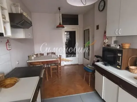 Sale, three bedroom apartment, 113m², Kluz, Zvezdara Sve Podlokacije - image 9