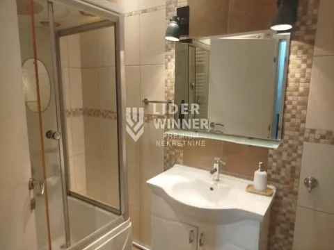 Rent, four bedroom apartment, 140m², Đeram Pijaca, Beograd - image 11