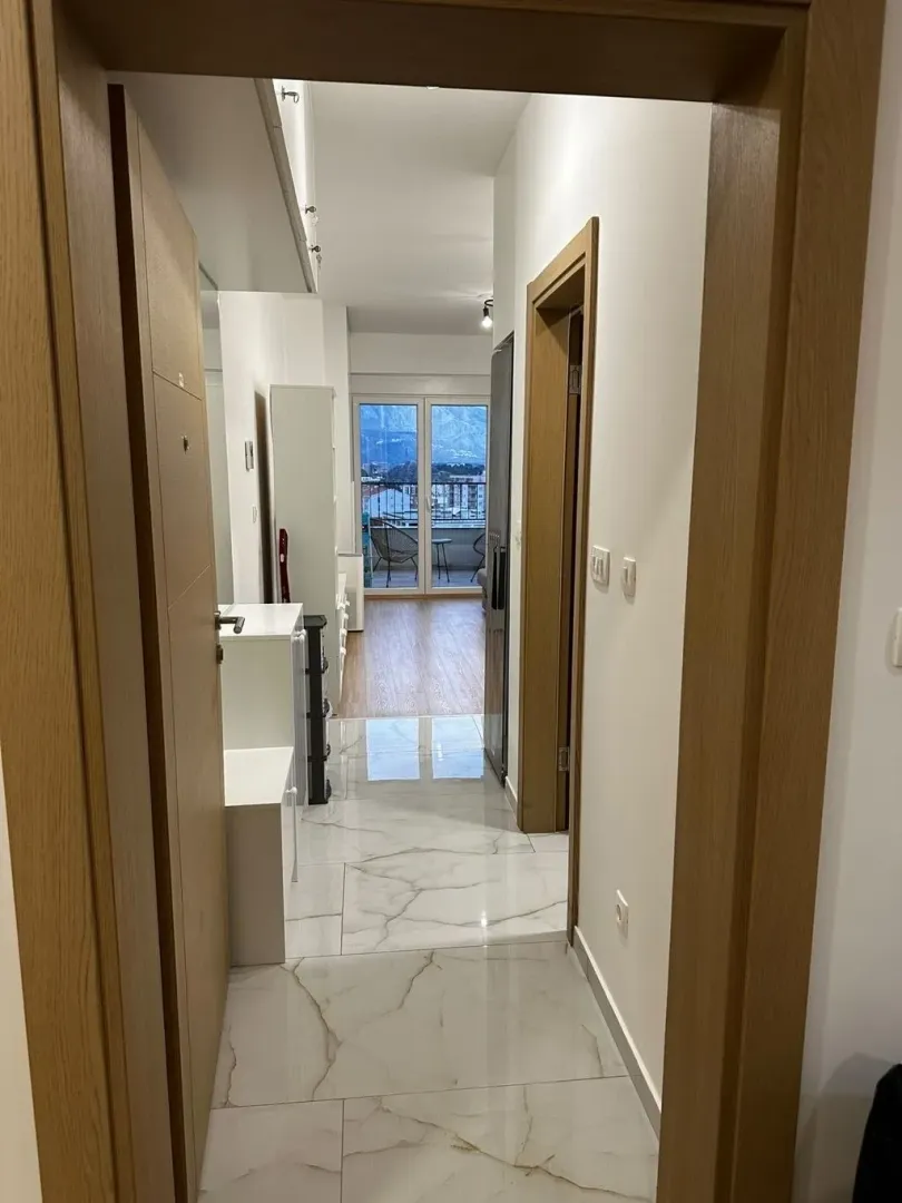 Izdavanje, garsonjera, 29m², Dubovica, Budva