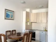 Izdavanje, jednosoban stan, 45m², City Kvart, Podgorica - image 2