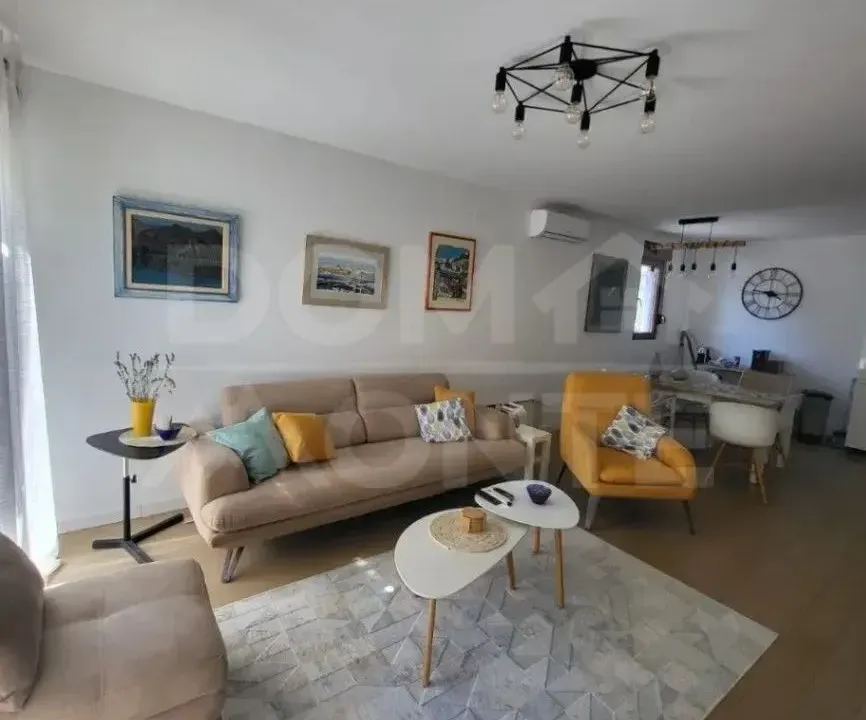 Rent, two bedroom apartment, 70m², Tivat, Crna Gora
