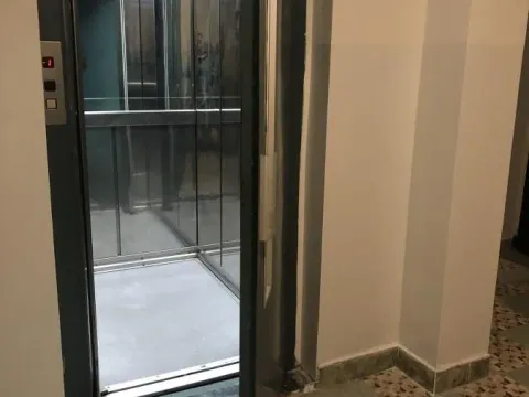 Prodaja, dvosoban stan, 40m², Adamovićevo Naselje, Novi Sad Sve Podlokacije - image 12