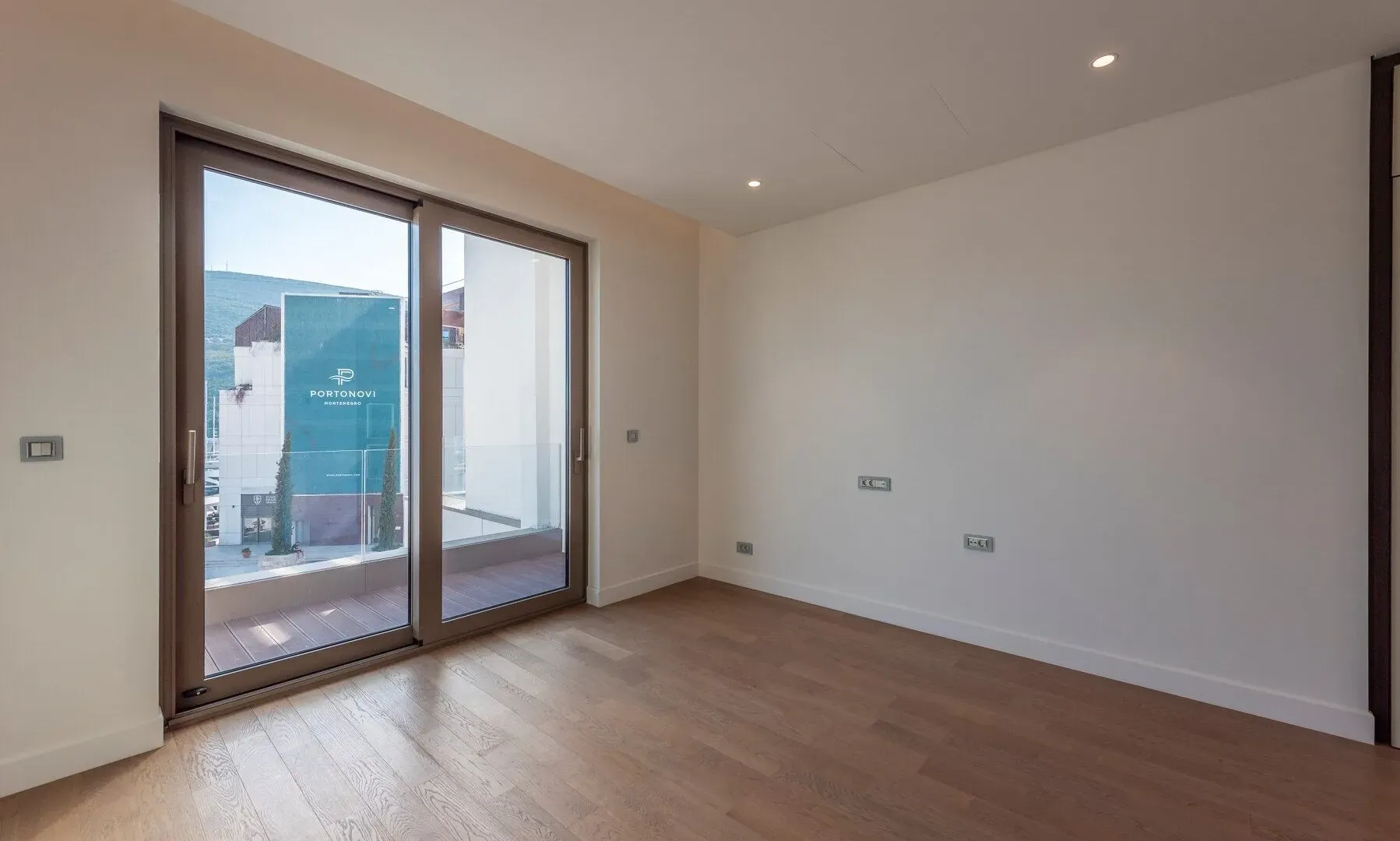 Prodaja, dvosoban stan, 156m², Portonovi, Herceg Novi