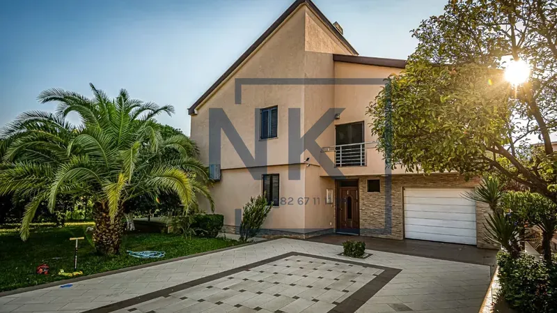 Sale, house, 280m², Ibričevina, Podgorica