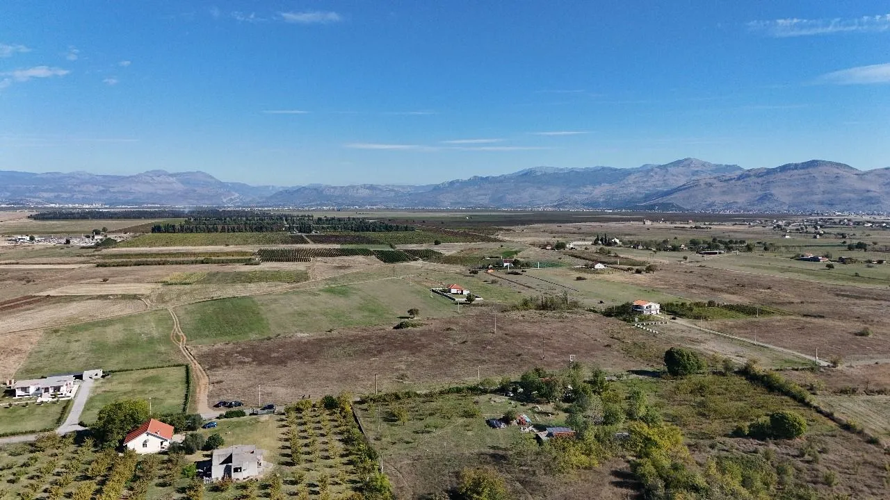Prodaja, plac, 20000m², Zeta, Podgorica