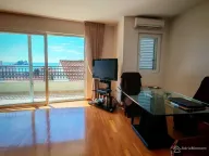Sale, two bedroom apartment, 84m², Petrovac, Budva - image 5