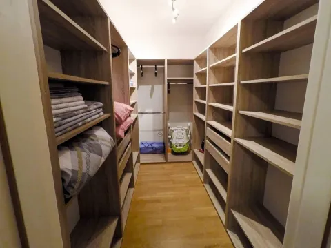 Prodaja, trosoban stan, 136m², Bečići, Budva - image 8