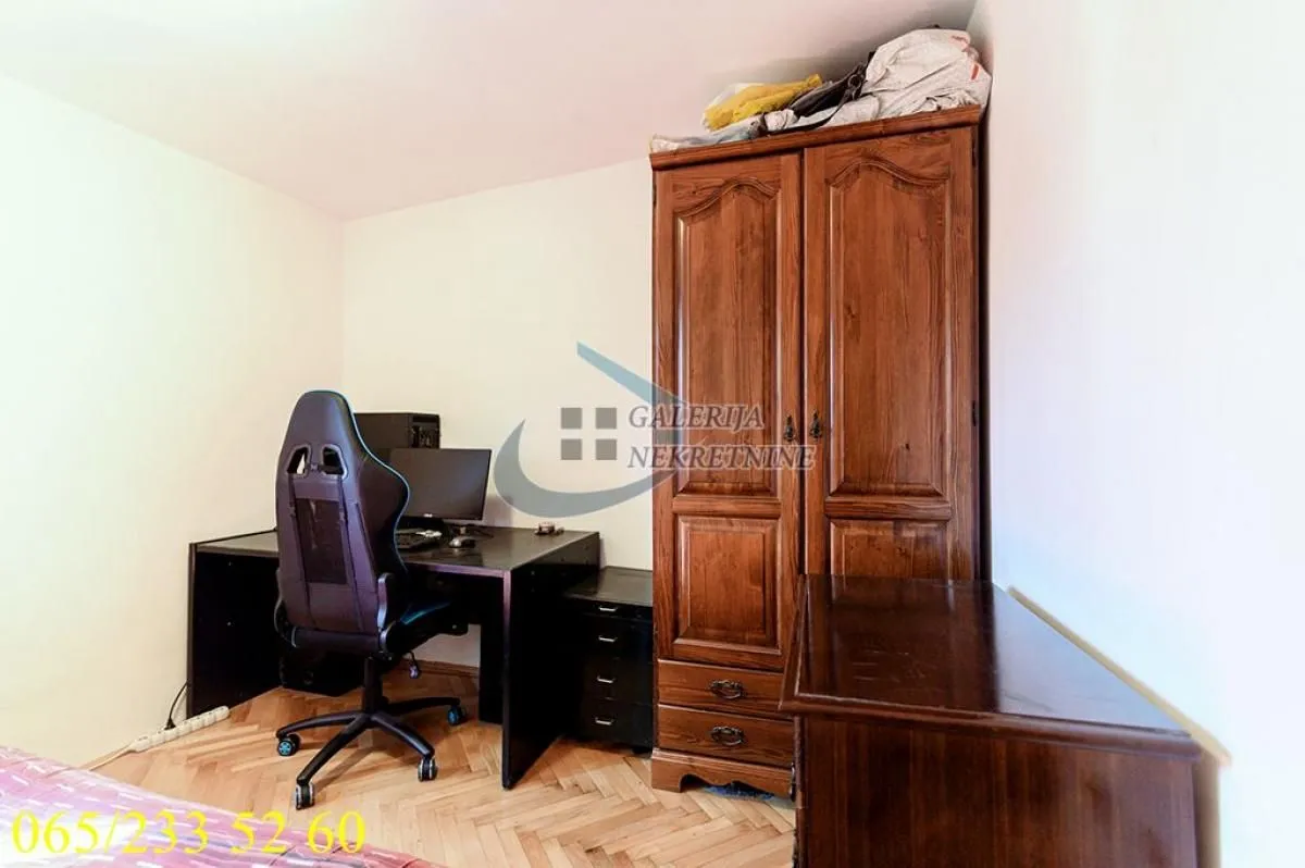 Sale, four bedroom apartment, 81m², Đeram Pijaca, Beograd