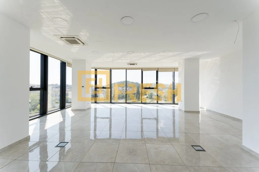 Rent, office space, 100m², Preko Morače, Podgorica