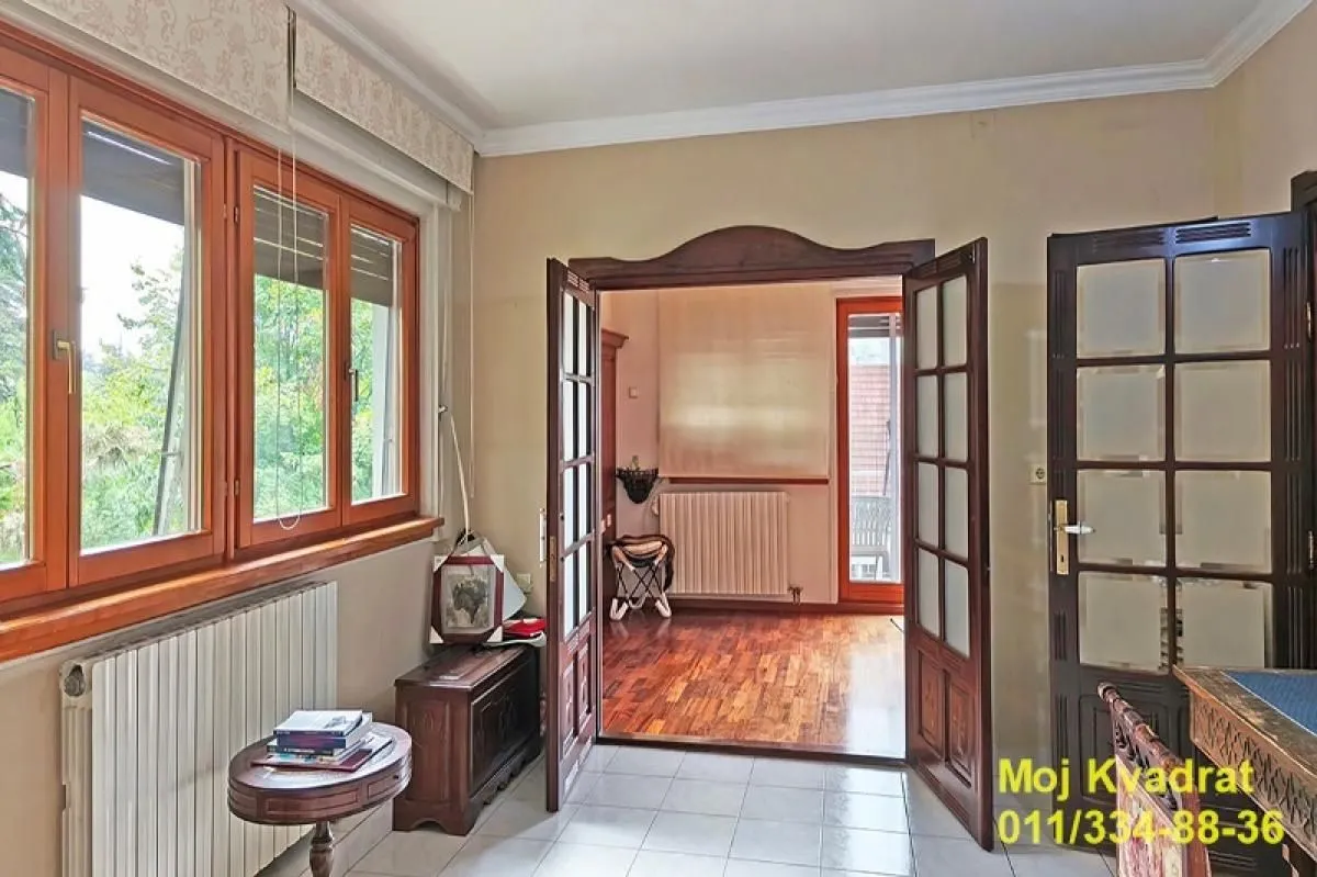 Sale, house, 200m², Banovo Brdo, Beograd