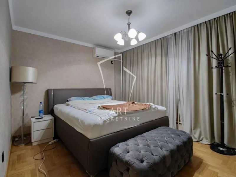 Prodaja, četvorosoban stan, 99m², Vukov Spomenik, Zvezdara Sve Podlokacije