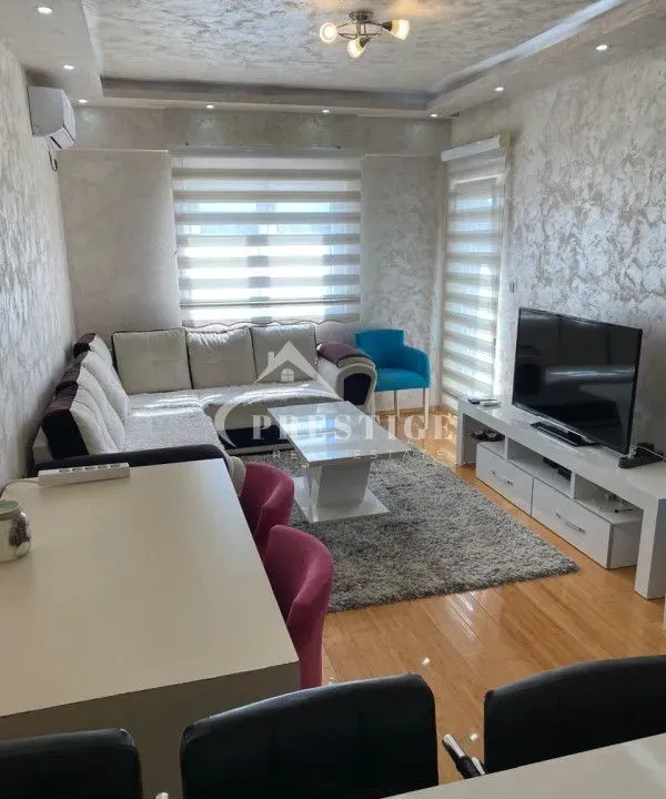 Izdavanje, jednosoban stan, 41m², Stari Aerodrom, Podgorica