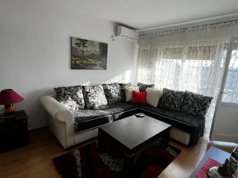 Izdavanje, dvosoban stan, 70m², Tivat, Crna Gora - image 2