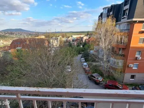 Rent, one bedroom apartment, 30m², Petlovo Brdo, Beograd - image 14