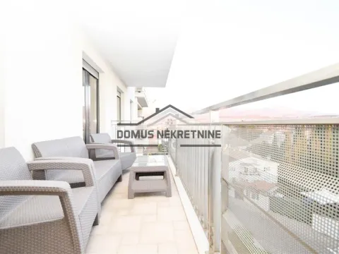 Izdavanje, dvosoban stan, 70m², Gorica C, Podgorica - image 12