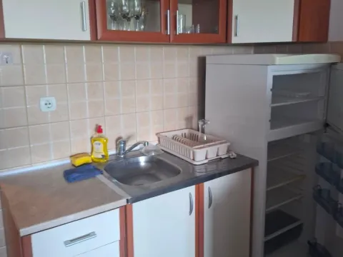 Rent, one bedroom apartment, 33m², Pržice, Kotor - image 4