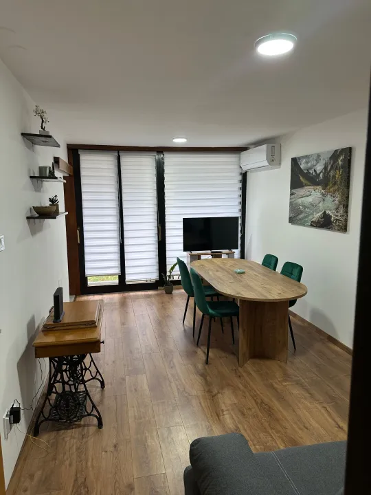 Rent, one bedroom apartment, 54m², Centar, Cetinje