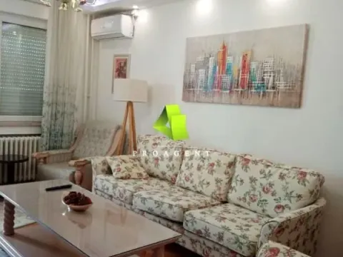 Izdavanje, trosoban stan, 100m², Centar, Niš - image 6