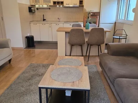 Prodaja, jednosoban stan, 43m², Dalmatinska ulica, Podgorica - image 4