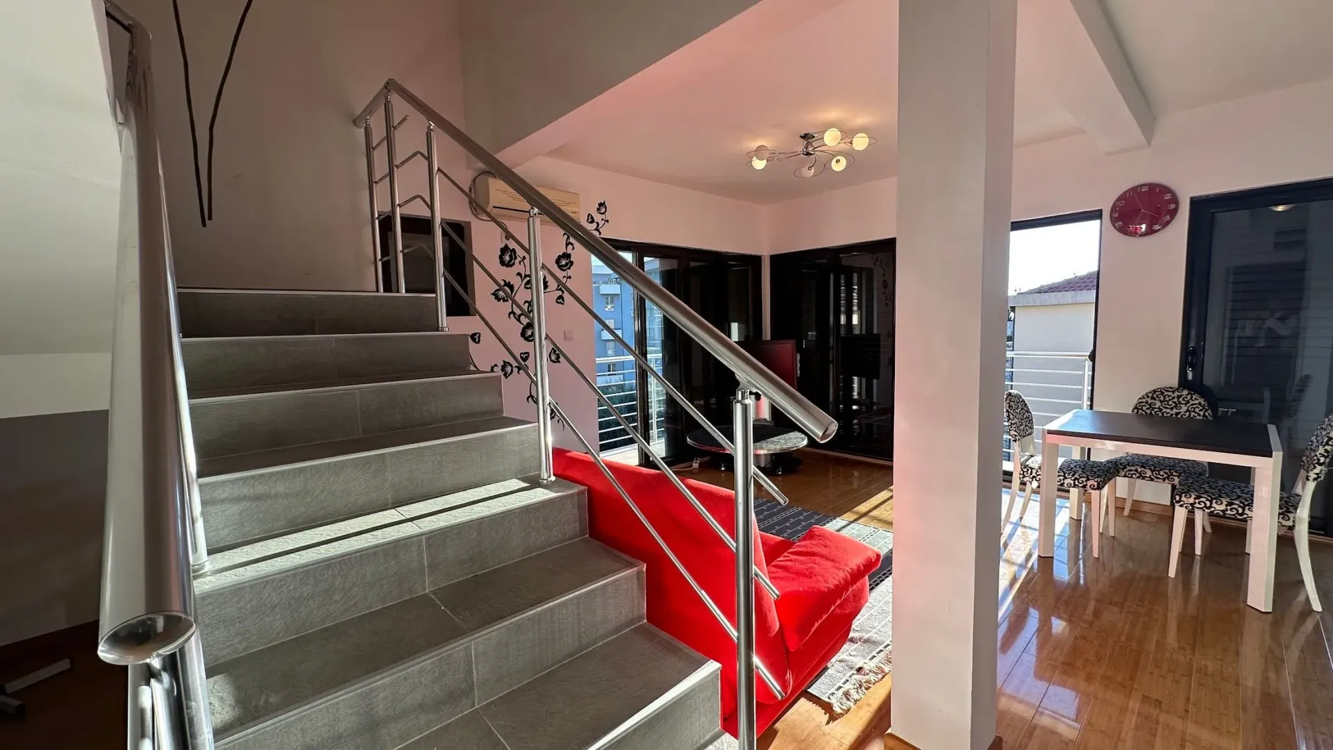 Sale, apartment, 110m², Bečići, Budva