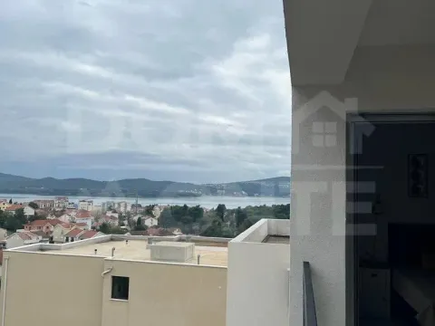 Rent, one bedroom apartment, 46m², Tivat, Crna Gora - image 13