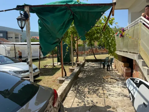 Izdavanje, jednosoban stan, 27m², Đenovići, Herceg Novi - image 10