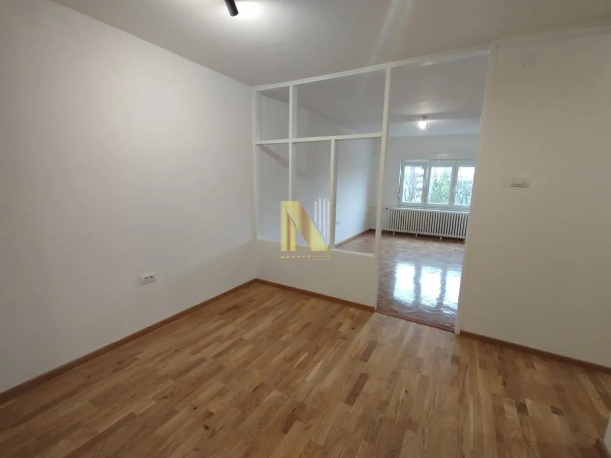Prodaja, dvosoban stan, 59m², Železnička Stanica, Novi Sad Sve Podlokacije