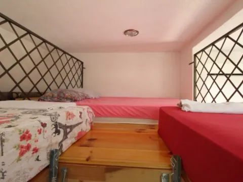 Izdavanje, garsonjera, 35m², Centar, Bar - image 7