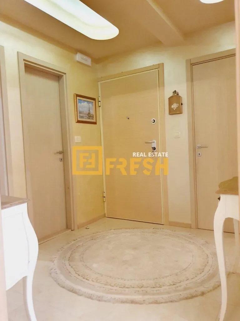 Rent, three bedroom apartment, 100m², City Kvart, Podgorica