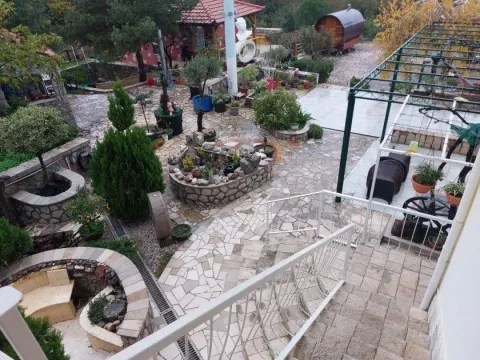 Prodaja, stan, 100m², Tivat, Crna Gora - image 10